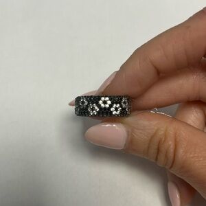 Suzy Levian Sterling Silver Black White CZ Pave Floral Band Ring NWT